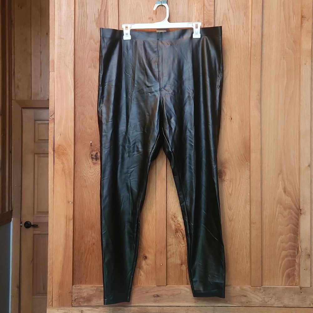 HUE Faux Leather Super Soft Stretch Second Skin High Rise Legging Pants 2X Black